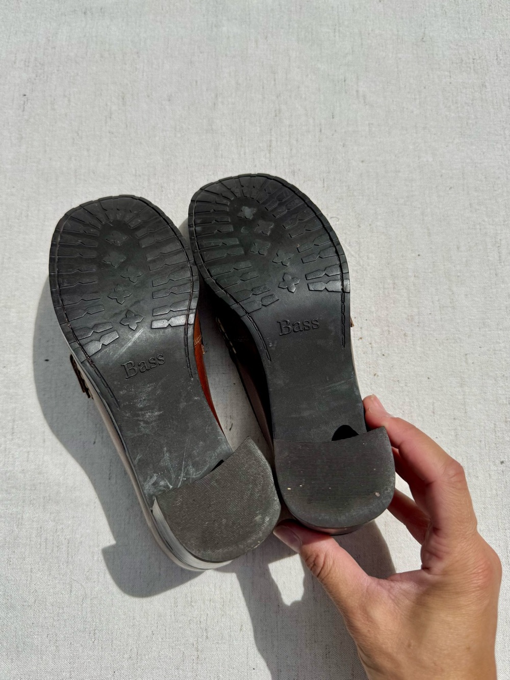Leather Bass NAOMI block heels - Picture 6 of 10